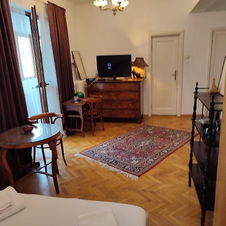 Accommodation Ateneu Palace Bukarest Exterior foto
